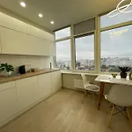 яркая светлая в аркадии посуточно с прекрасным видом на город! Apartment Odesa