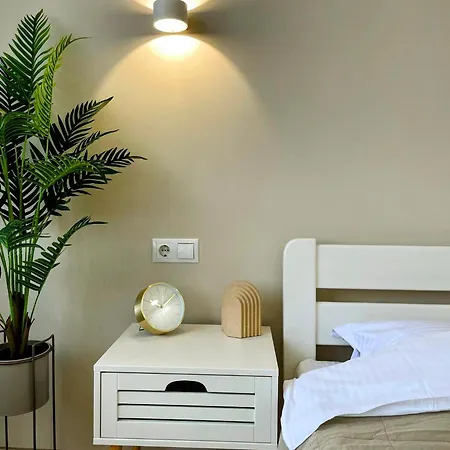 Стильная Квартира В Светлых Тонах В Аркадии Посуточно С Прекрасным Видом На Город! Apartment