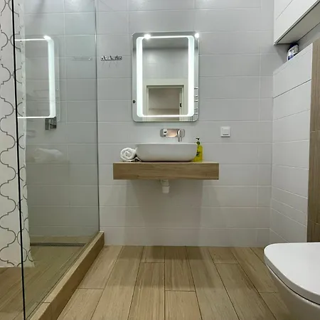 яркая светлая в аркадии посуточно с прекрасным видом на Apartmán *