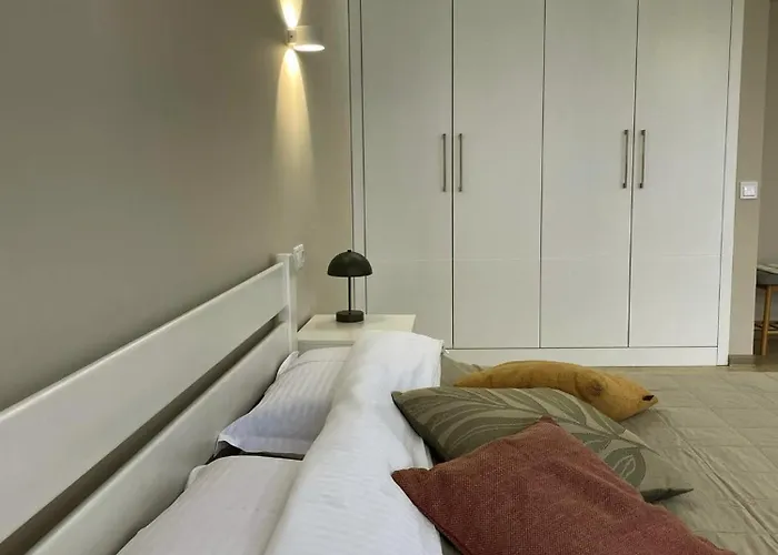 Стильная Квартира В Светлых Тонах В Аркадии Посуточно С Прекрасным Видом На Город!